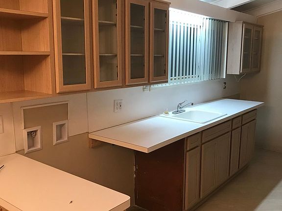 5th image of 3403 W Lincolnshire Blvd