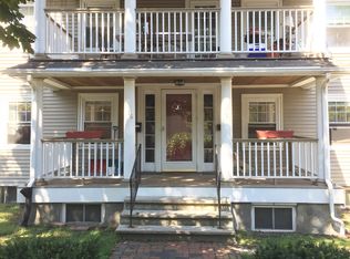 16 Edgewood Cir, Quincy, MA 02169