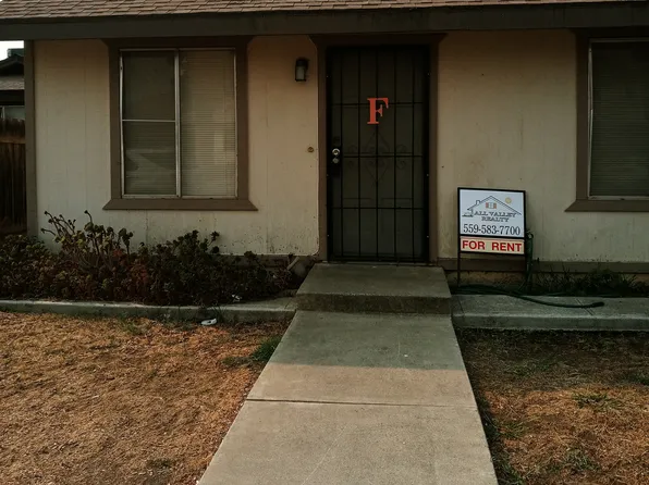 1190 Beverly Dr #F, Lemoore, CA 93245
