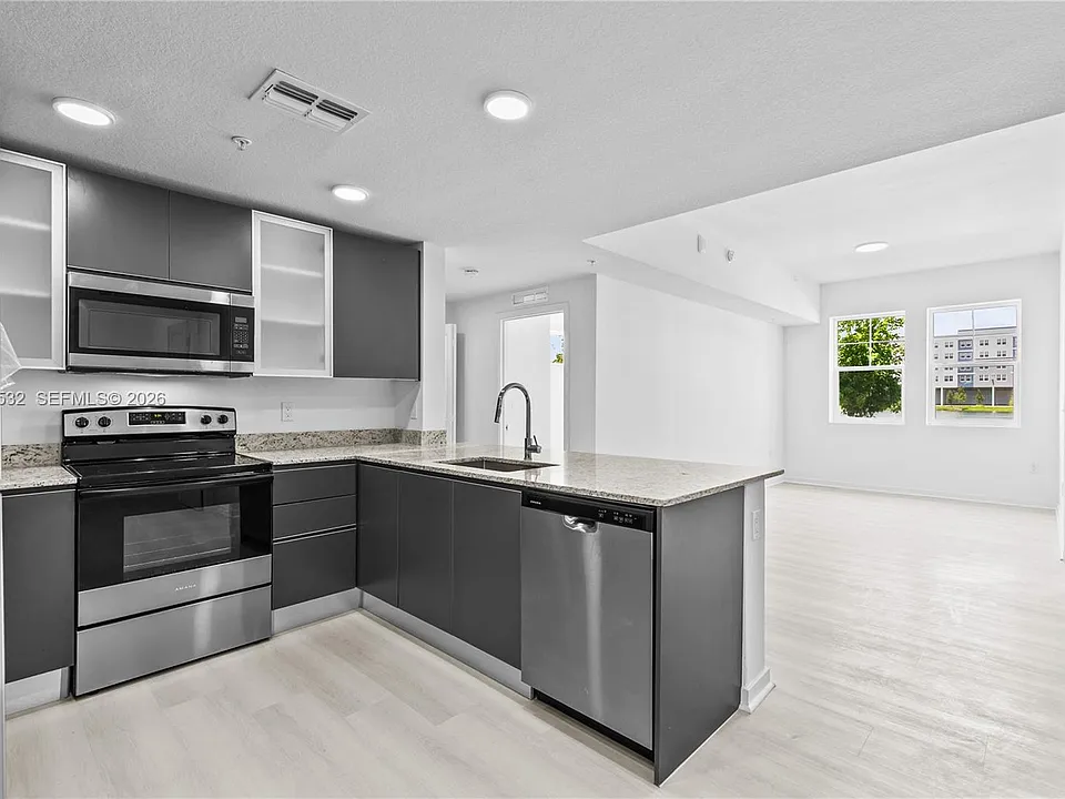 5579 Millenia Park #121