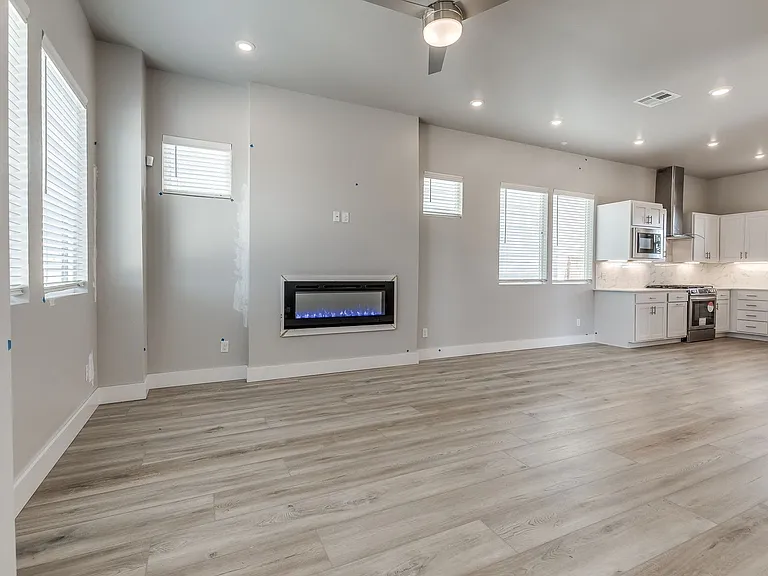 2523 NW 132nd Pl — Photo 7