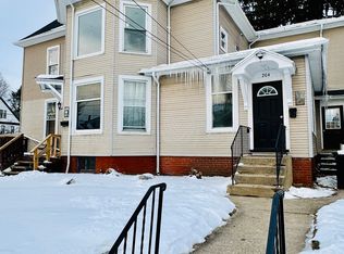 204 S 7th St, Lemoyne, PA 17043