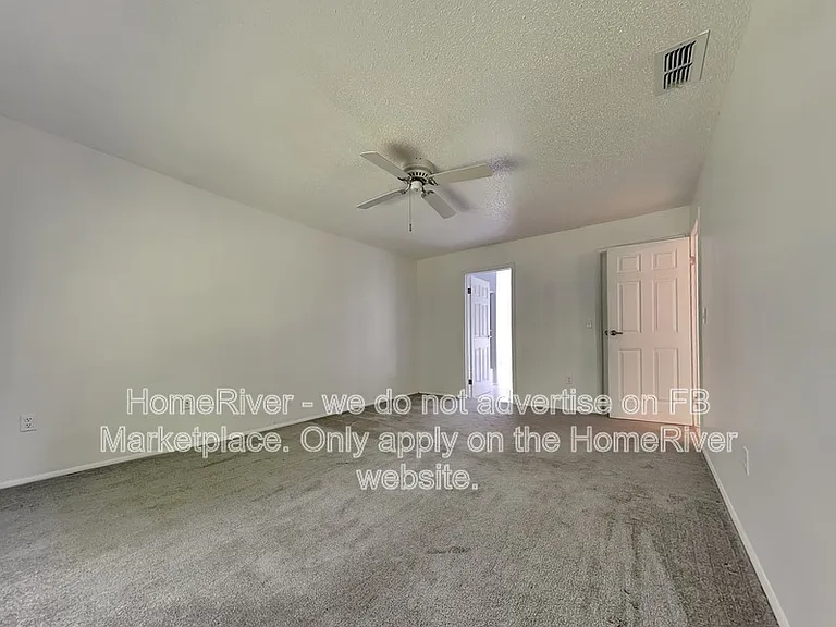 4657 Robin Ave — Photo 11