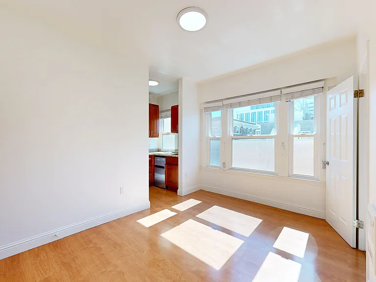 1051 Post St #45 — Photo 1