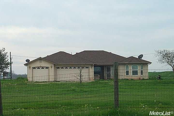 1st image of 15100 E Harney Ln