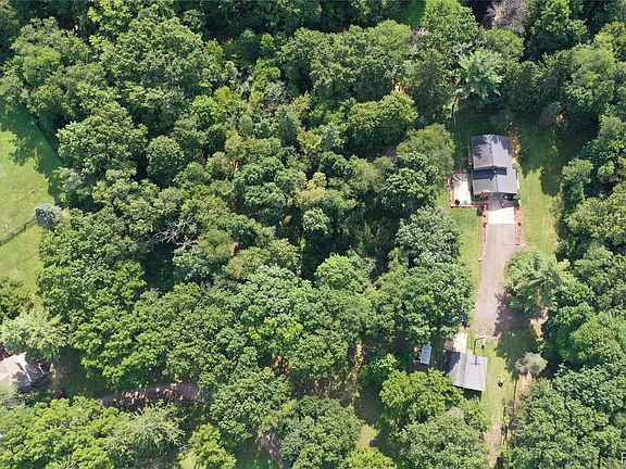 4th image of 11060 Clark Rd
