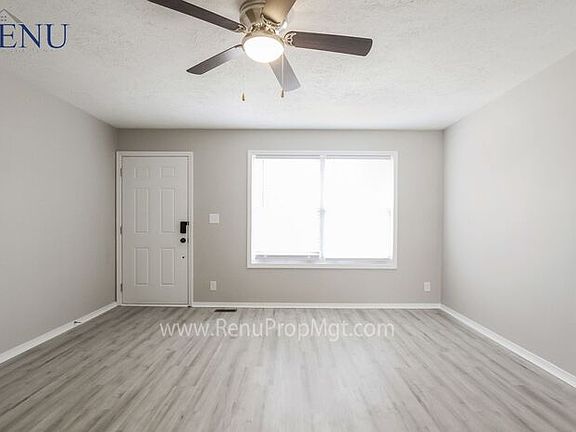 2nd image of 4450 N Sheridan Ave