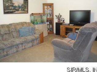 26 Garnette Dr, Belleville, IL