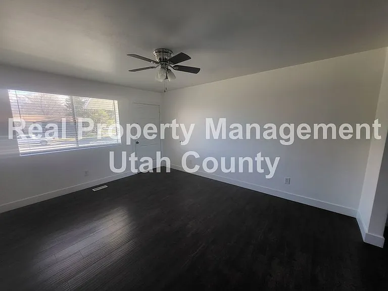 1054 S Ellen Cir — Photo 7