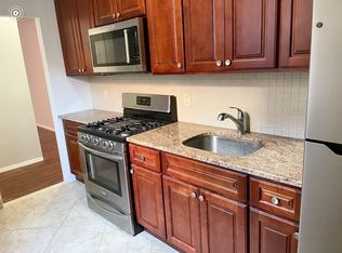 555 92nd St APT 3A, Brooklyn, NY 11209