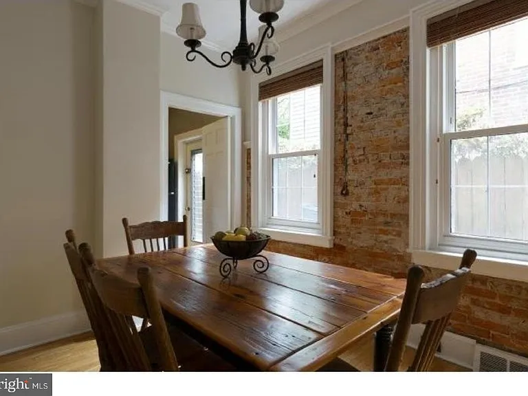 123 S Darlington St — Photo 3