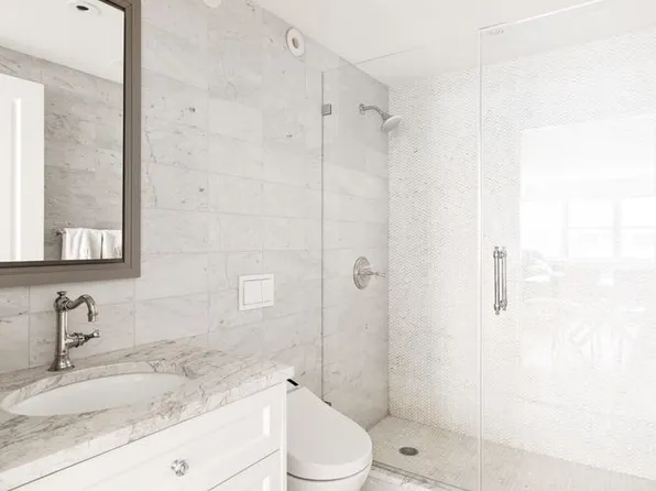 11 Fifth Avenue image 11 of 14