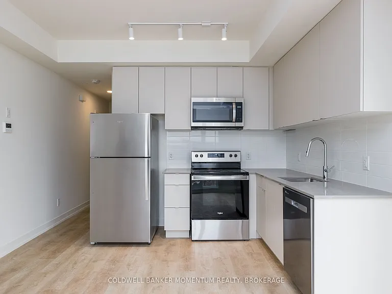 16 Melbourne Ave #311A — Photo 12