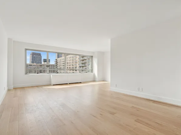 170 West End Avenue 25F image 2 of 5