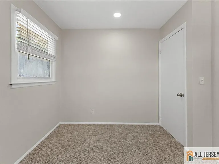 103 1st Ave #2 — Photo 14