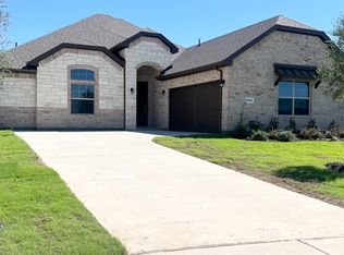 5606 Clara Ct, Midlothian, TX 76065