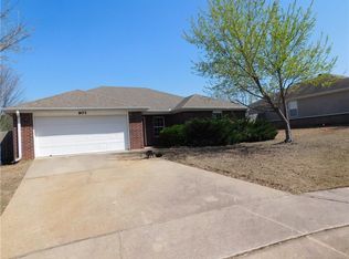 903 SW Apache Ct, Bentonville, AR 72712