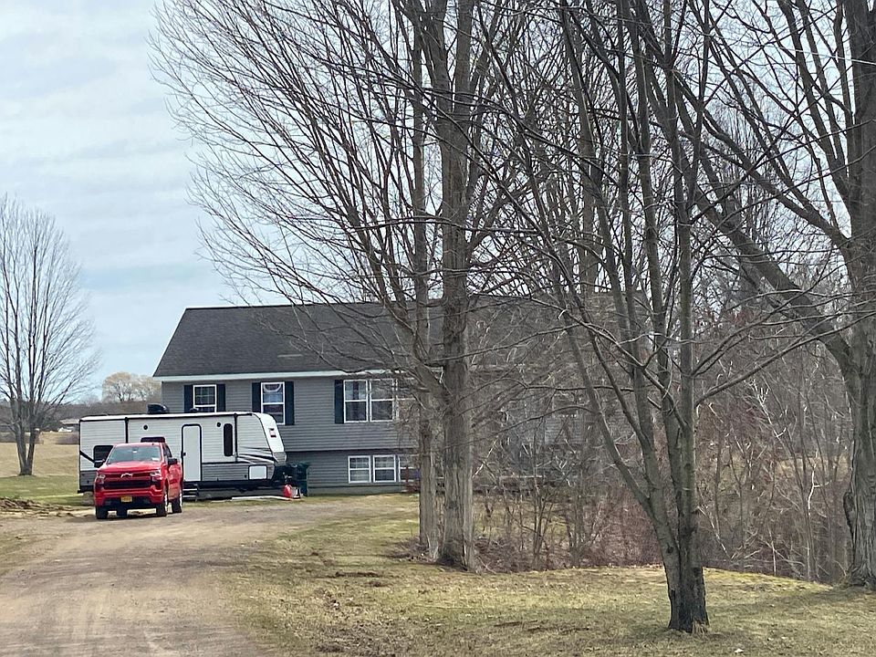 1st image of 134 Minckler Rd