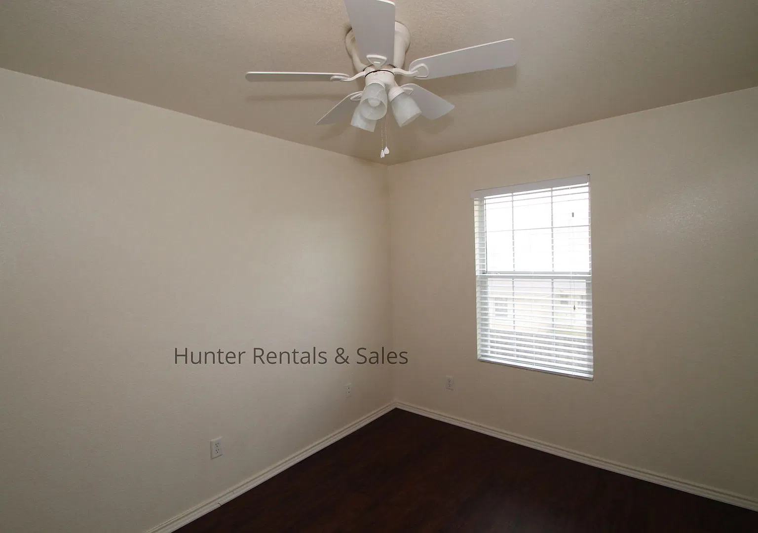 2 Bedroom & 2 Bath Townhome — Photo 4