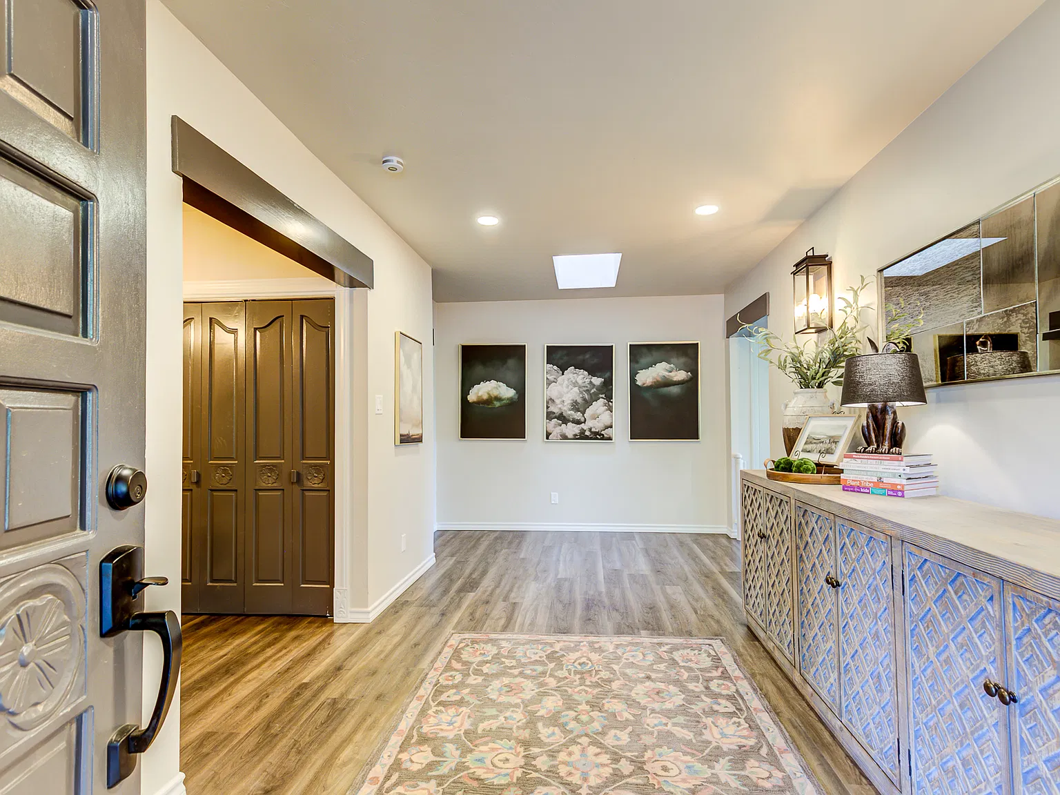 5 bed, 4687 sqft, $4,395 — Photo 3