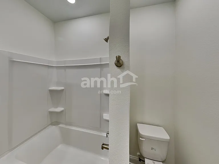 3735 Center Cove Ln — Photo 20