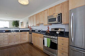 Kitchen 1 :: 4395 Piedmont Avenue