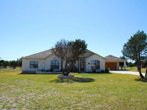 213 Bronco Blvd, Liberty Hill, TX 78642