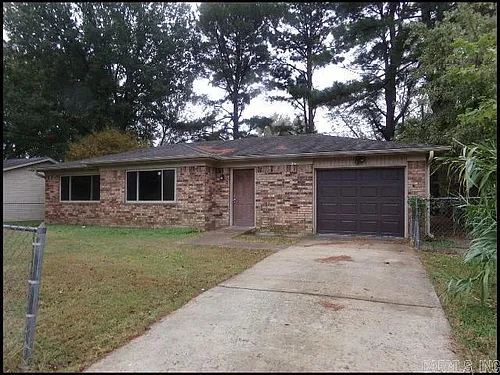 30 Ross Cir Photo 1