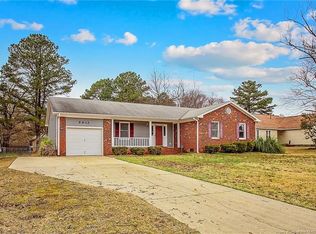 5912 Watercrest Ct, Fayetteville, NC 28304