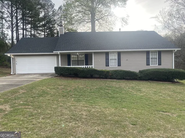 225 Farmbrook Pkwy, Stockbridge, GA 30281