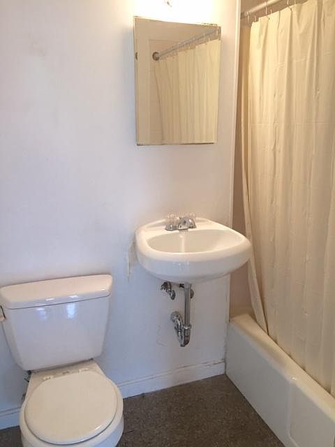 2nd image of 272 Newbury St #7G