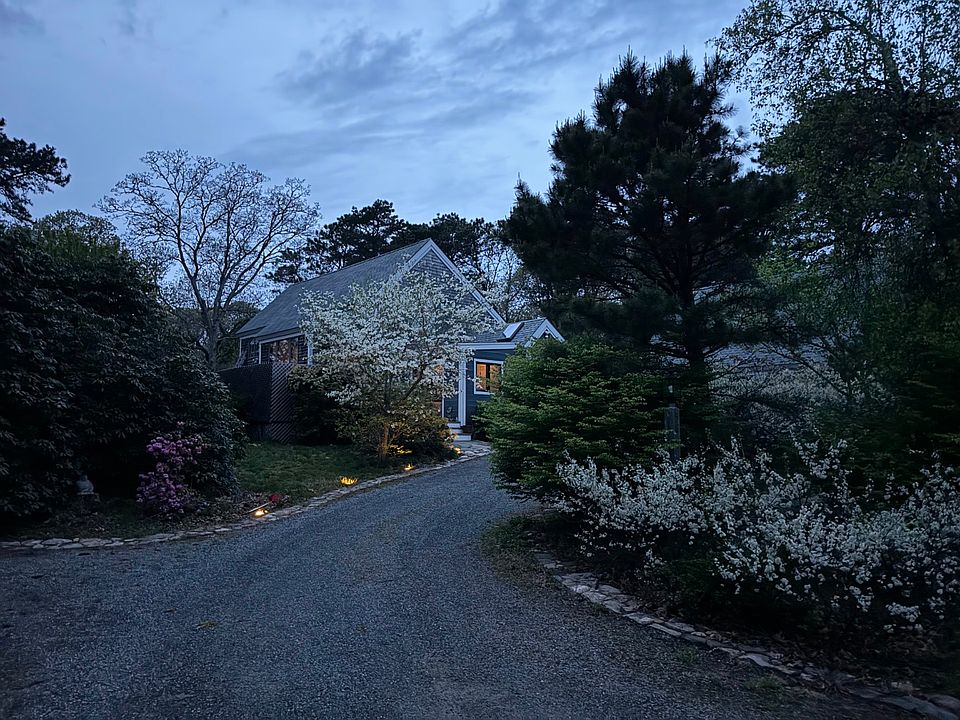 1st image of 58 Munroe Ave