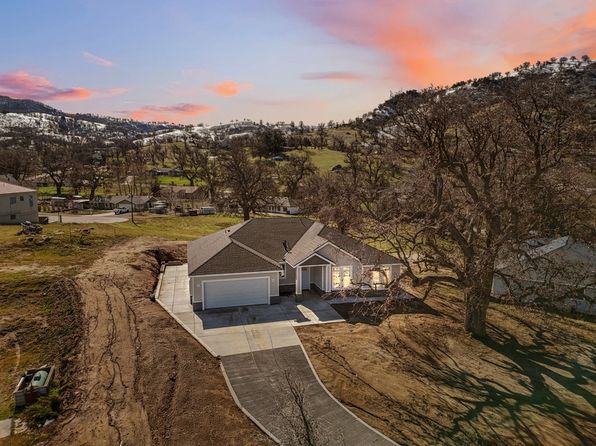 28701 Delaware Dr