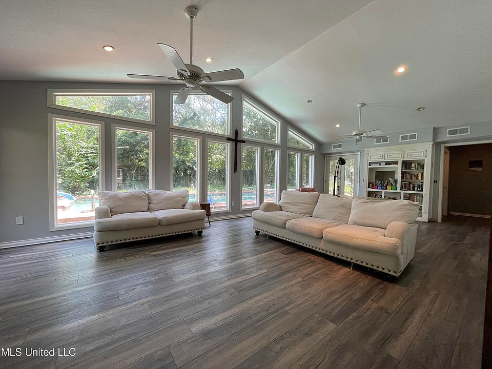 1015 Bob St, Mendenhall, MS 39114 MLS 4027765 Zillow