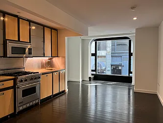 Rented by C Land Realty Co.