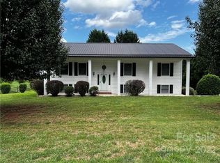3688 Carter Ct, Granite Falls, NC 28630