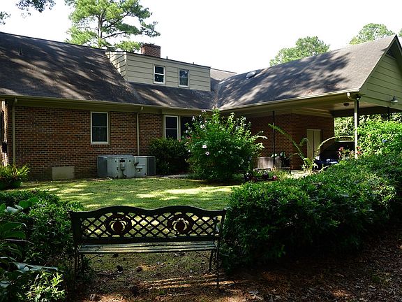 5th image of 1202 Muriel St