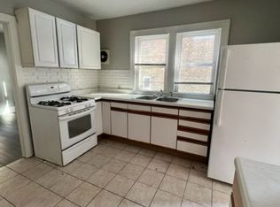 6221 25th Ave, Kenosha, WI 53143