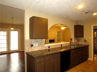 5618 Cartagena St, Houston, TX 77035