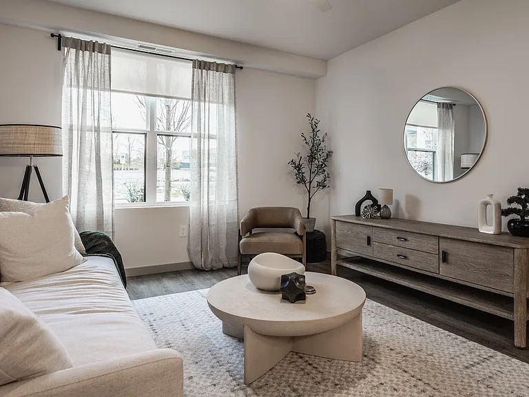 Altura Apartments — Photo 14