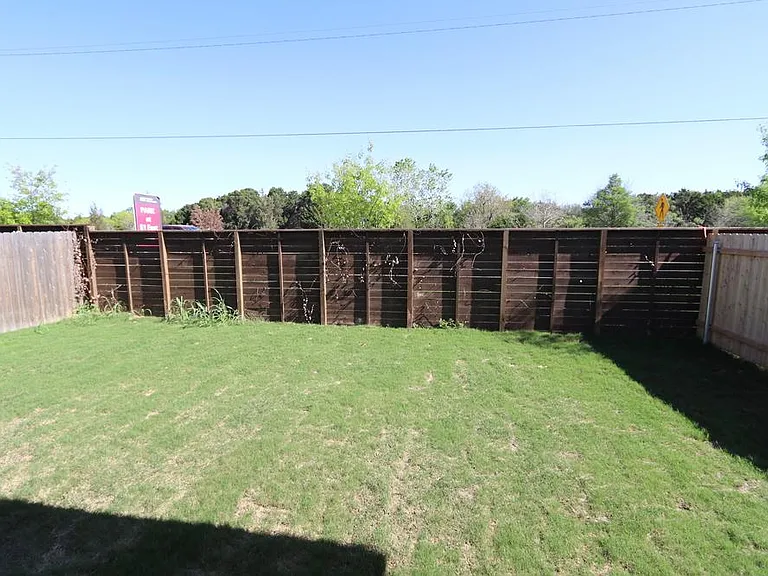 5304 Rayburn Ln — Photo 3