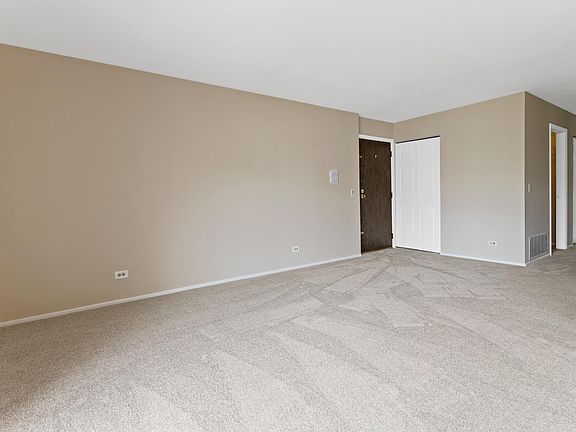 5th image of 99 Burr Oak Ln Unit C2
