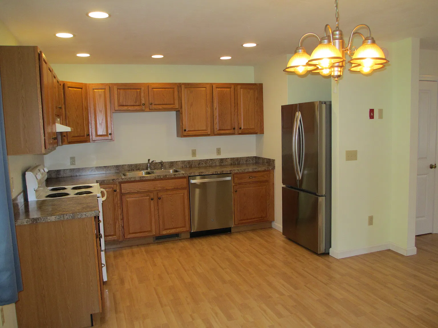 3 Jensen St — Photo 3