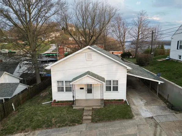 207 Noyes St, Louisiana, MO 63353