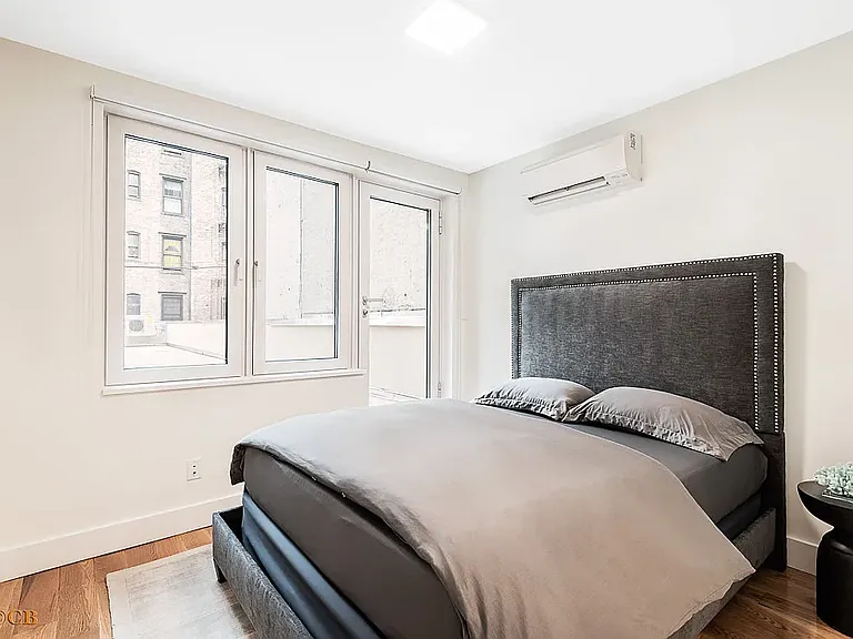 219 S 3rd St #2B — Photo 2