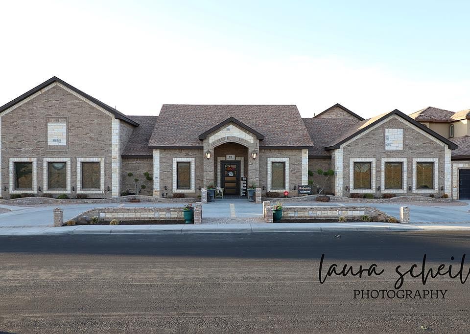 1st image of 3 Maravilla Cir