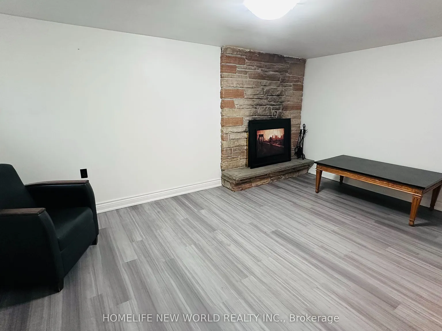 2 bed, $1,600 — Photo 3