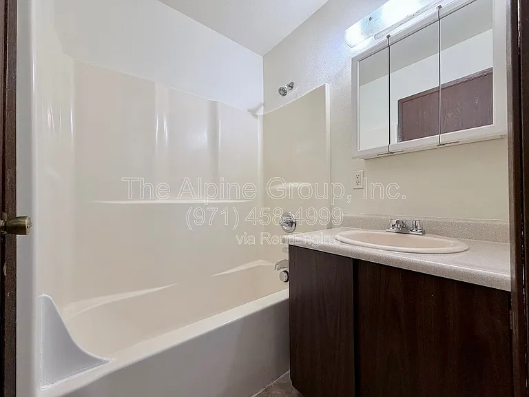 13325 SW 17th St — Photo 12