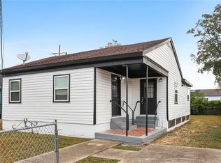 6033 Baccich St, New Orleans, LA 70122