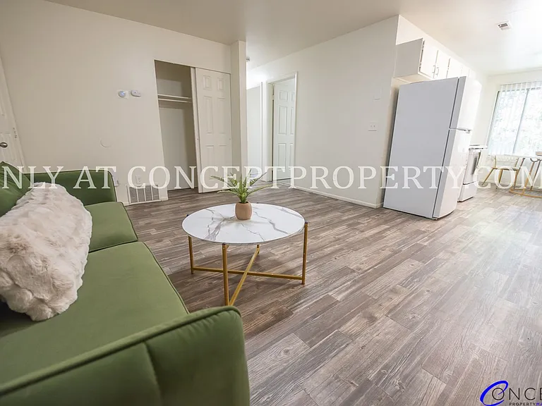 Aspen Pines — Photo 140
